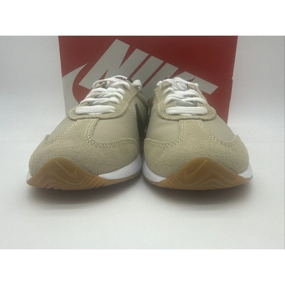 Size 7.5 - Nike Pacific Grain Black Gum W
